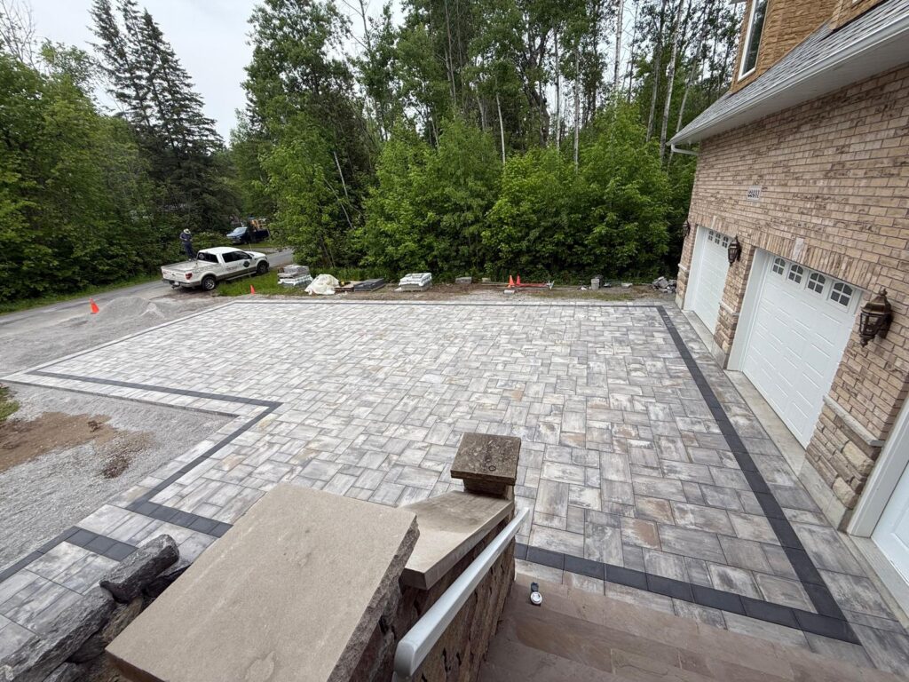 Interlocking masonry services driveways landscaping In Newmarket